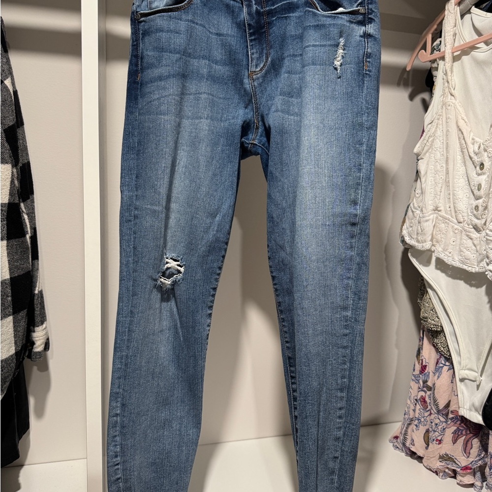 Kut from the Kloth Light Blue Distressed Skinny Jeans